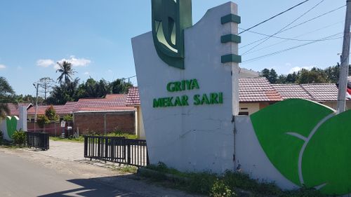 foto gerbang perumahan GRIYA MEKAR SARI
