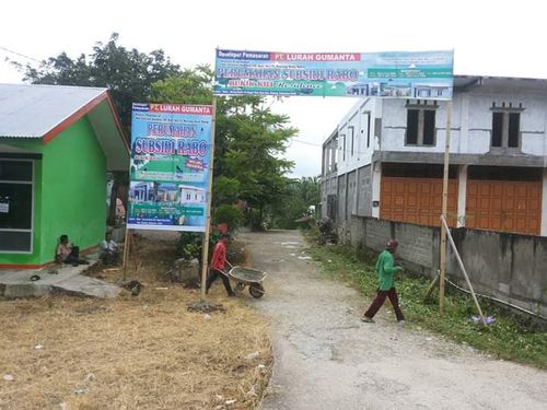 foto gerbang perumahan Rabo Bukit Kili Residence
