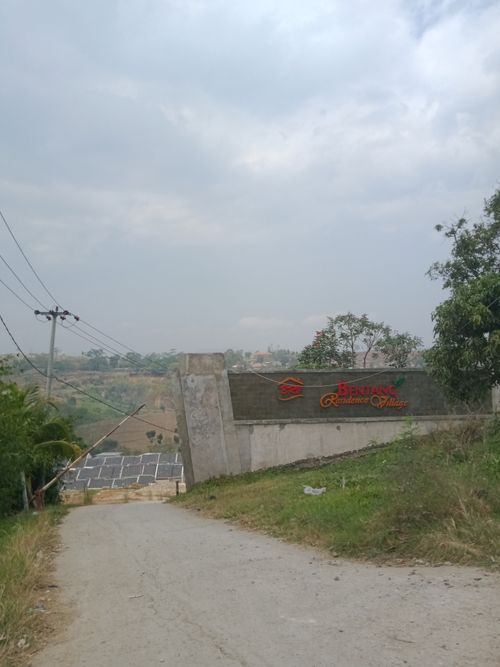 foto gerbang perumahan BENTANG RESIDENCE VILLAGE
