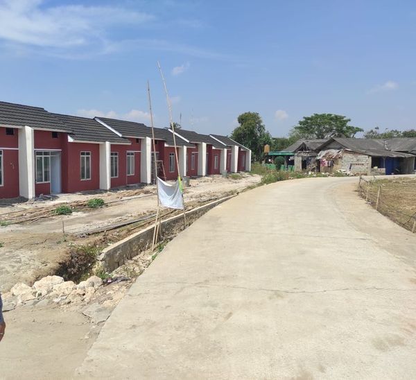 foto gerbang perumahan Mutiara Srimahi Residence