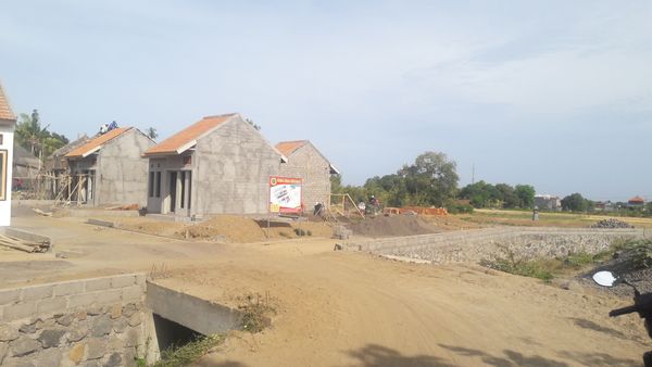 foto gerbang perumahan KRISNA GRAHA KEROBOKAN