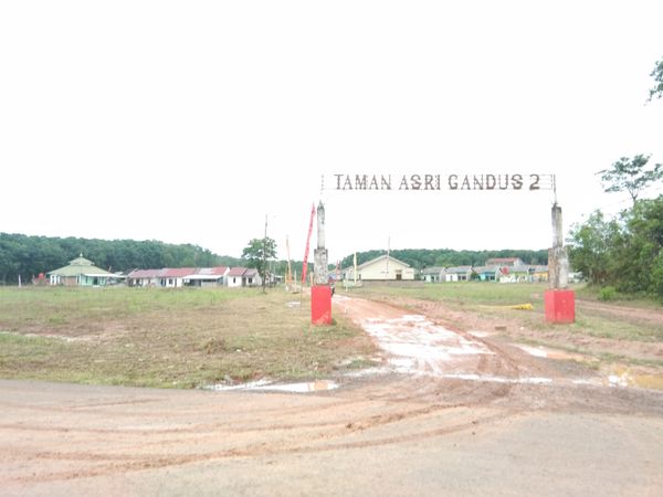 foto gerbang perumahan TAMAN ASRI GANDUS 2