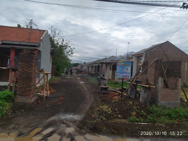 foto gerbang perumahan PERUMAHAN PERMATA PROGO