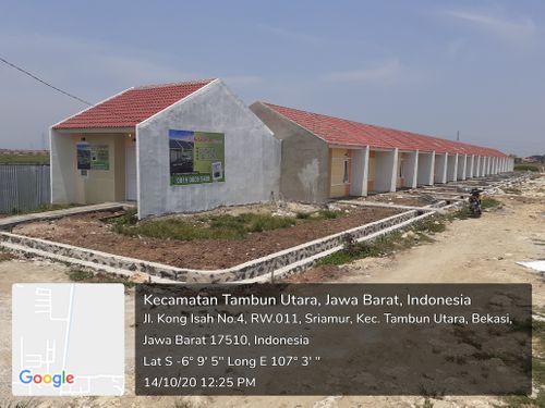 foto gerbang perumahan WAHANA SRIMUKTI