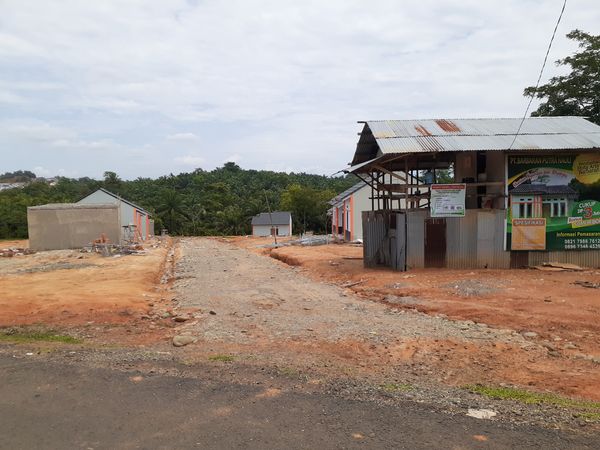 foto gerbang perumahan Huta Arsy Barbaran 