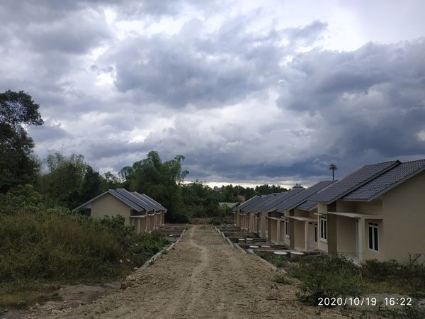 foto gerbang perumahan Agraria Tingkeum Residence