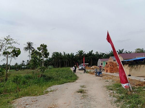 foto gerbang perumahan The Sultan Regency 6