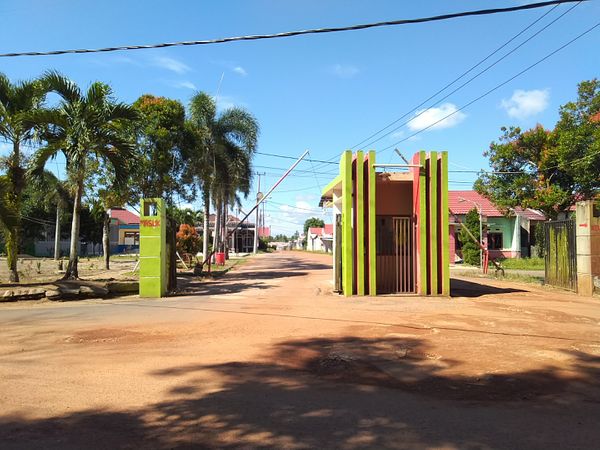 foto gerbang perumahan GRIYA PERMATA 3