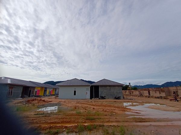 foto gerbang perumahan TOHOLAND DEWANTARA