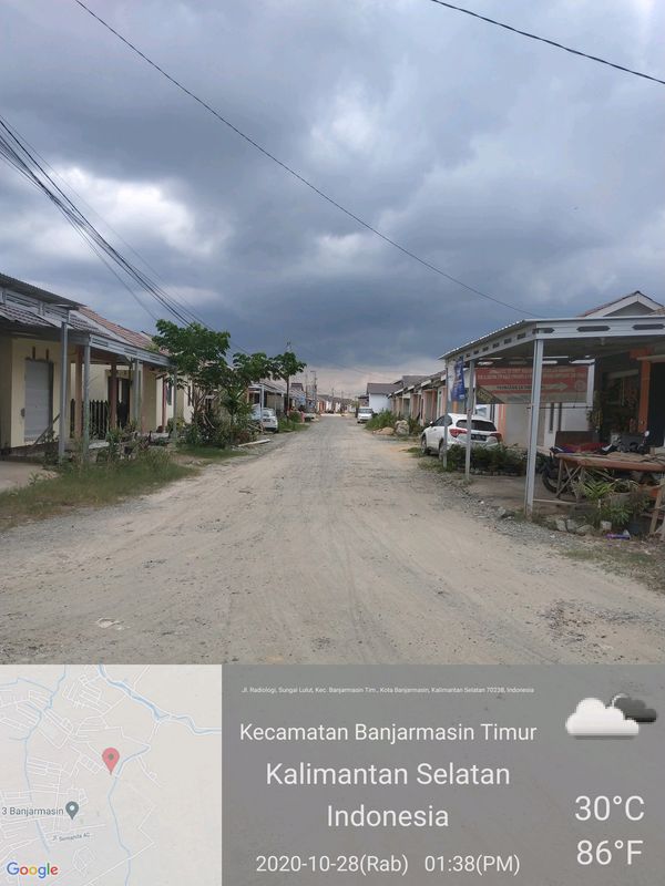 foto gerbang perumahan The R Land Residence