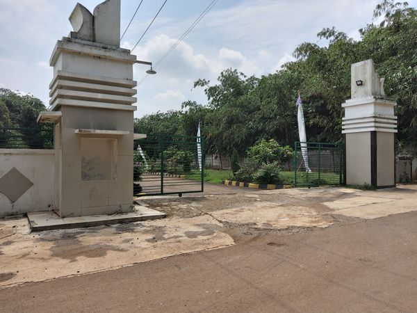 foto gerbang perumahan GRIYA KARSA CIBENING