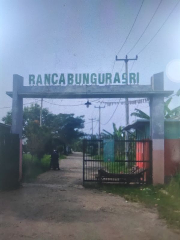foto gerbang perumahan RANCABUNGUR ASRI