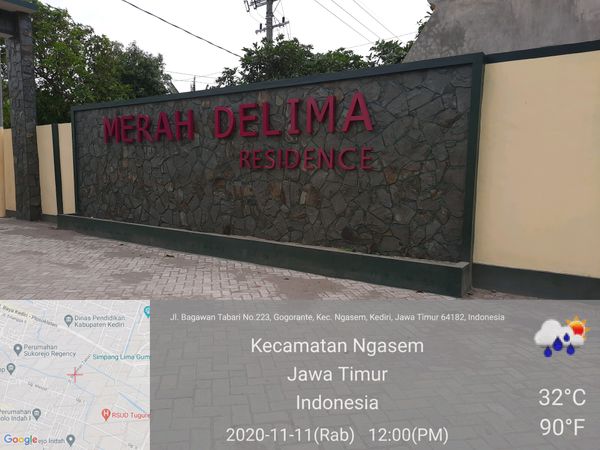 foto gerbang perumahan MERAH DELIMA RESIDENCE 2