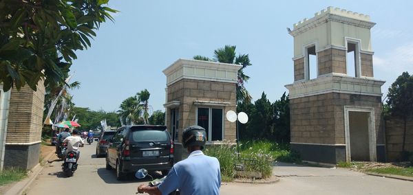 foto gerbang perumahan Grand Cikarang City