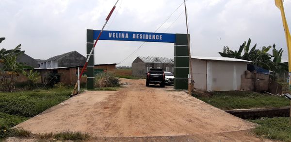 foto gerbang perumahan VELINA RESIDENCE