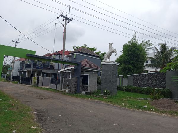 foto gerbang perumahan BALONGAN ASRI 2