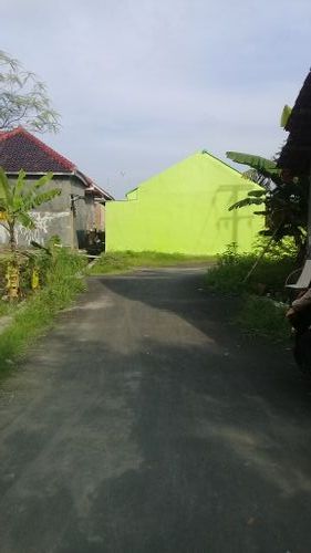 foto gerbang perumahan SLADO PERMAI