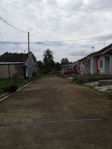 foto gerbang perumahan GRAHA SAMIRA MOGA