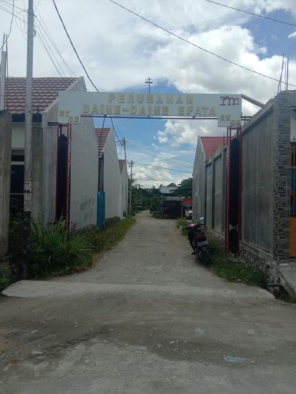 foto gerbang perumahan PERUMAHAN GRAND EFATA DAIME-DAIME