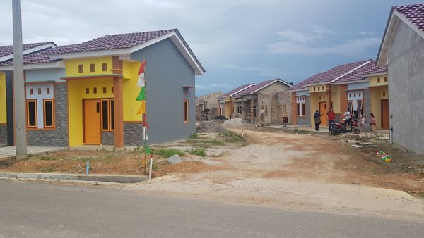 foto gerbang perumahan PARADISE RESIDENCE 7
