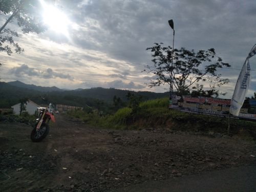 foto gerbang perumahan Ciwaru Asri Residence