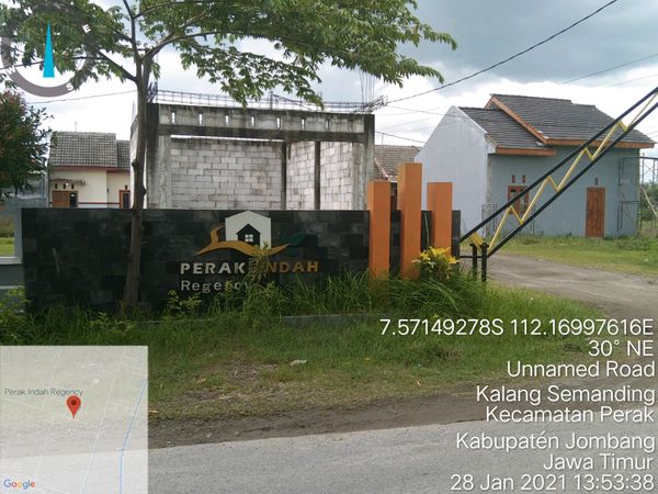 foto gerbang perumahan PERAK INDAH REGENCI