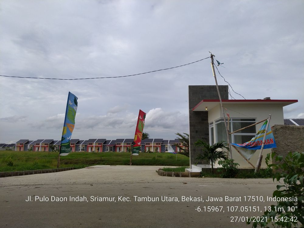 foto gerbang perumahan GREEN LAVENDER AVENUE