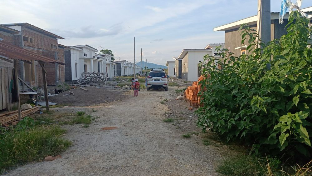 foto gerbang perumahan FARA DINA RESIDENCE II
