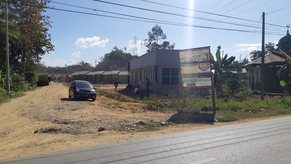 foto gerbang perumahan BUMI ROYAL IZTHIN SHIFA 2