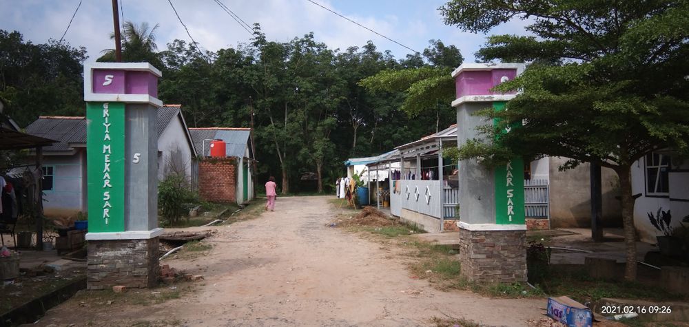 foto gerbang perumahan GRIYA MEKAR SARI 5