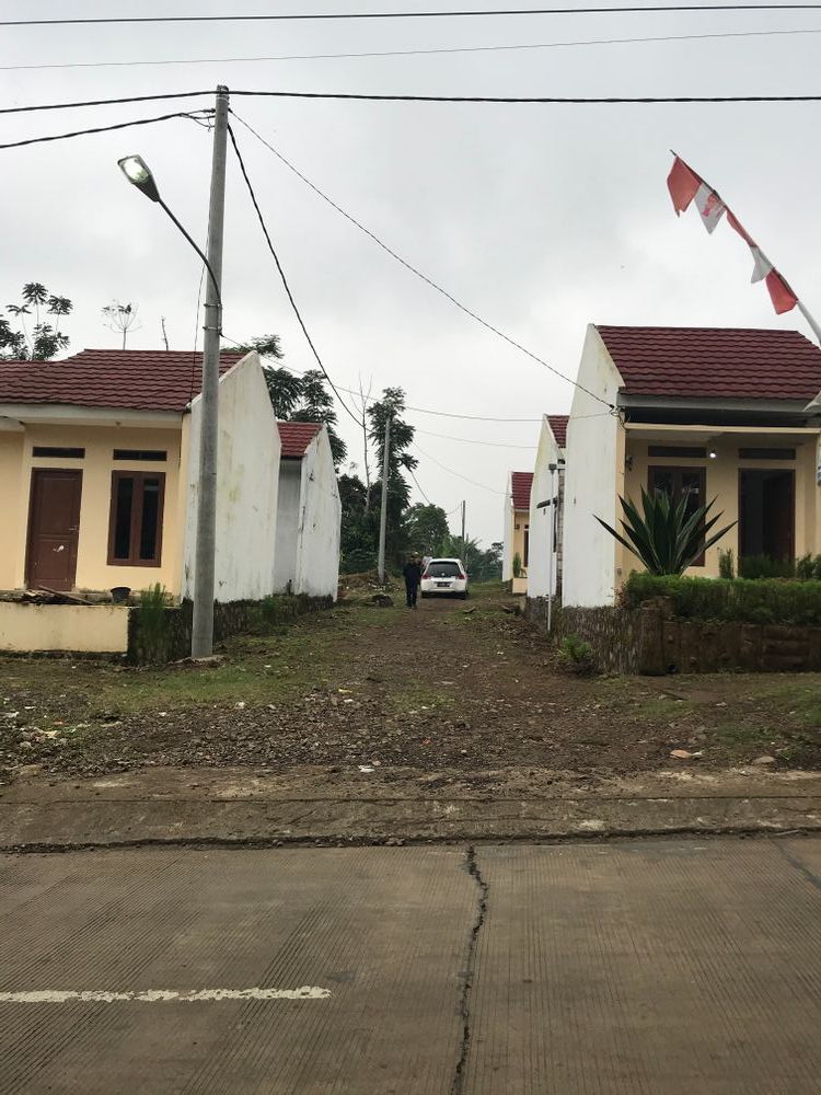 foto gerbang perumahan kabandungan residence