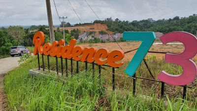 foto gerbang perumahan RESIDENCE 73