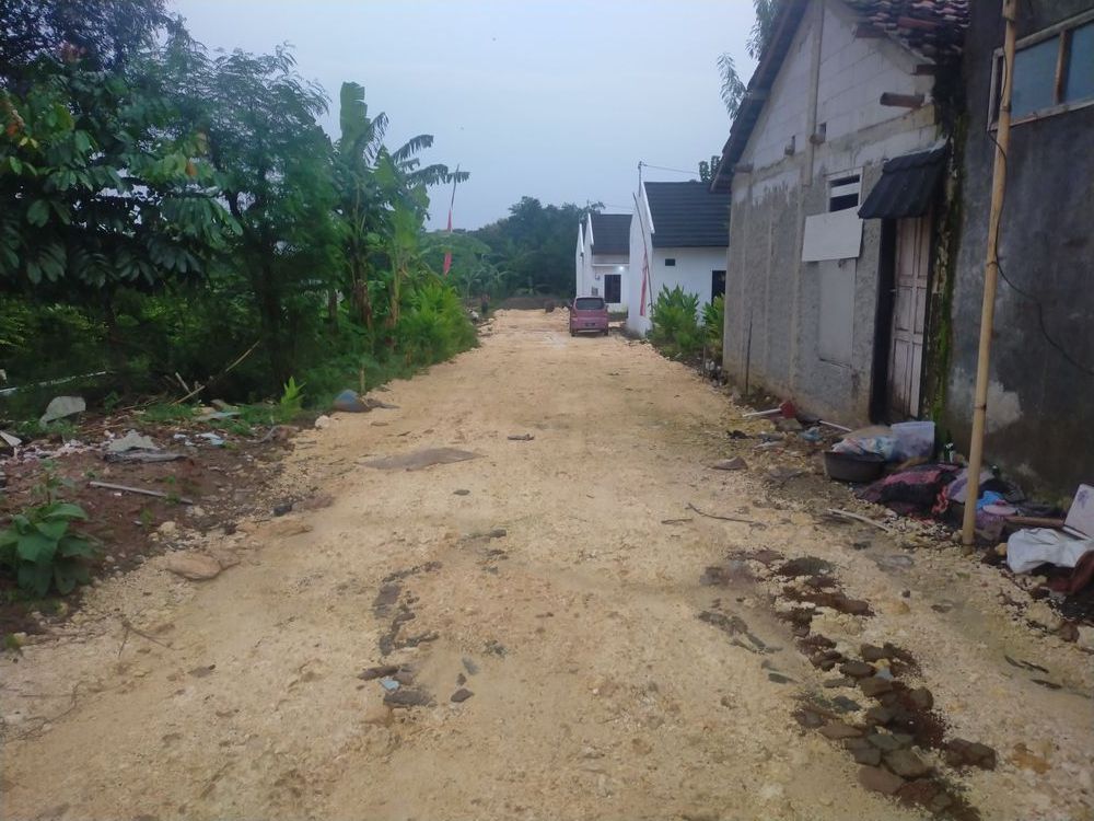 foto gerbang perumahan Kayuapu Raya