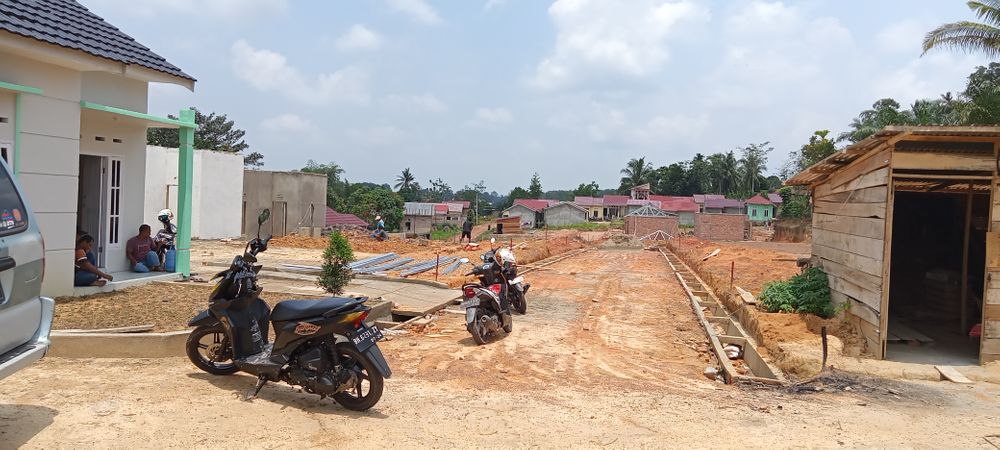 foto gerbang perumahan WARNA MEKAR REGENCY