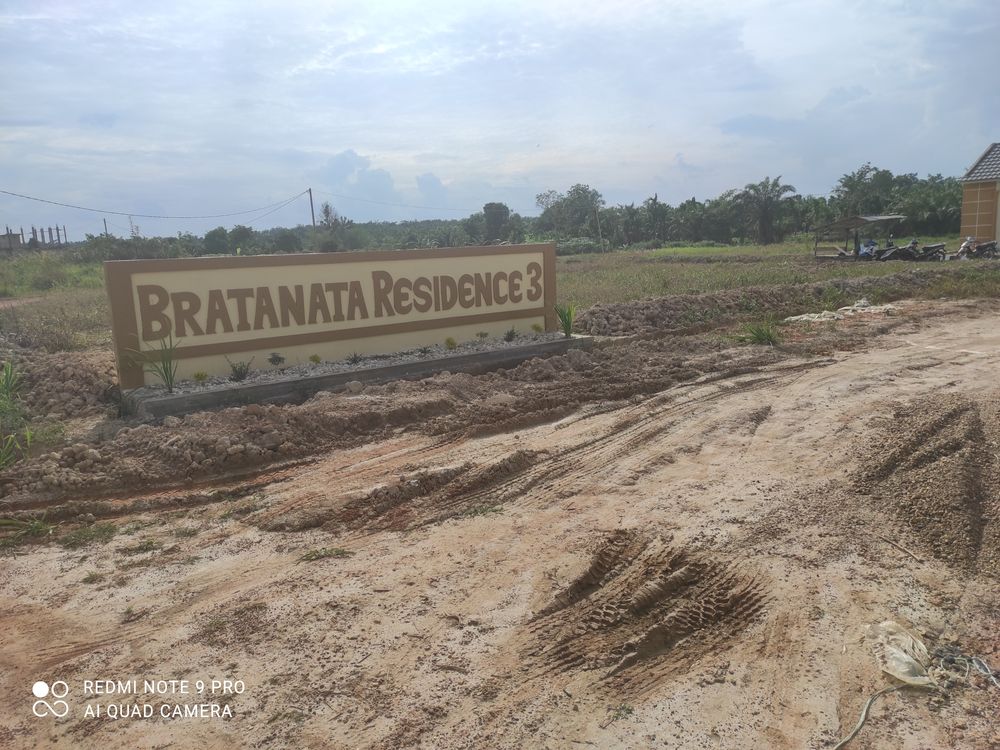 foto gerbang perumahan Bratanata residence 3 