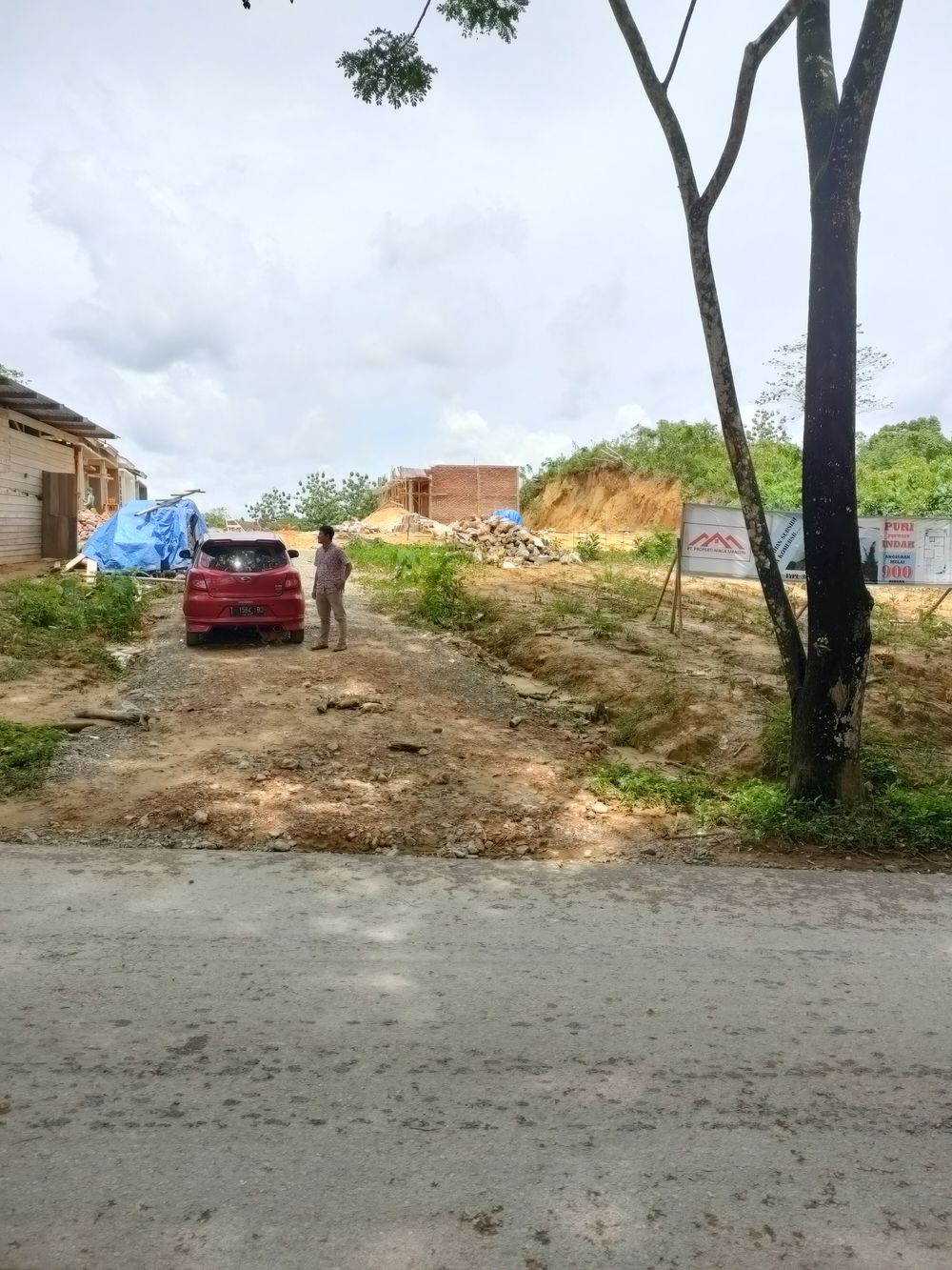 foto gerbang perumahan Puri Puuwatu Indah