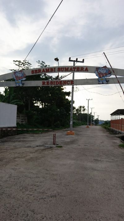 foto gerbang perumahan perumahan serambi sumatera residence
