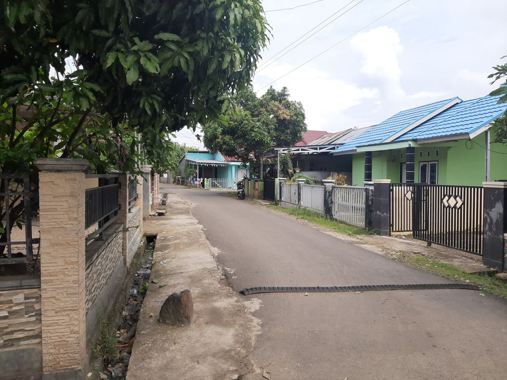 foto gerbang perumahan MERAWAN 2