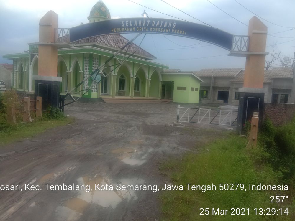foto gerbang perumahan PERUMAHAN GRIYA ROWOSARI PERMAI