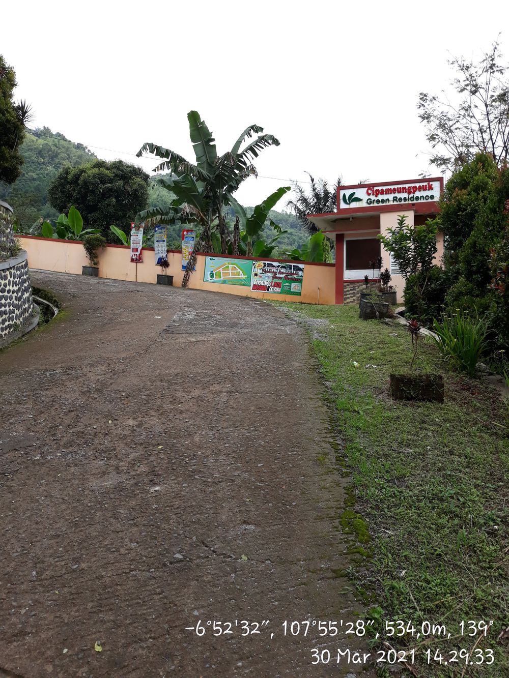 foto gerbang perumahan CIPAMEUNGPEUK GREEN RESIDENCE