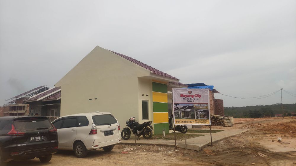 foto gerbang perumahan MAYANG CITY