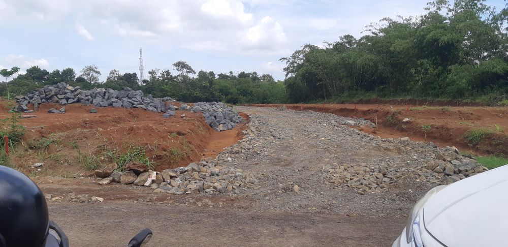 foto gerbang perumahan PURI KARANGNANAS 2