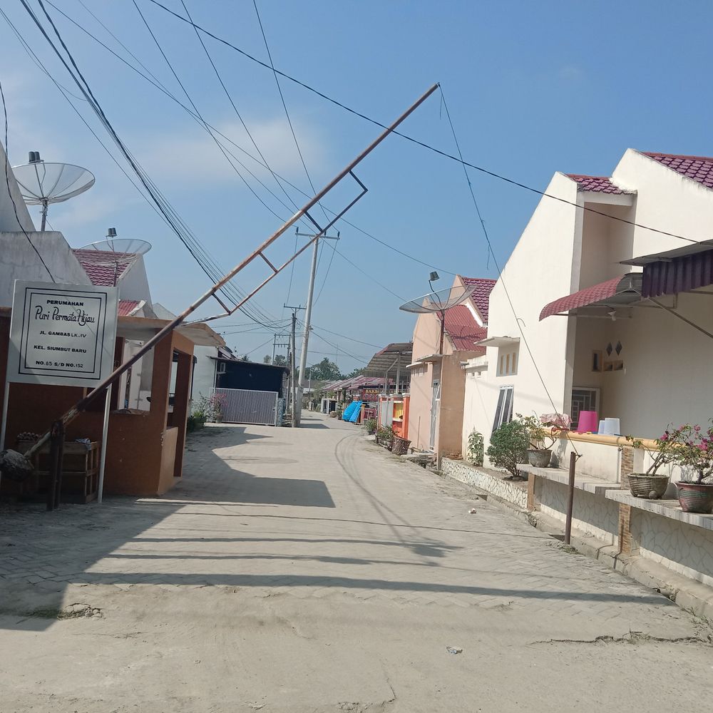 foto gerbang perumahan PURI PERMATA HIJAU CLUSTER GAMBAS