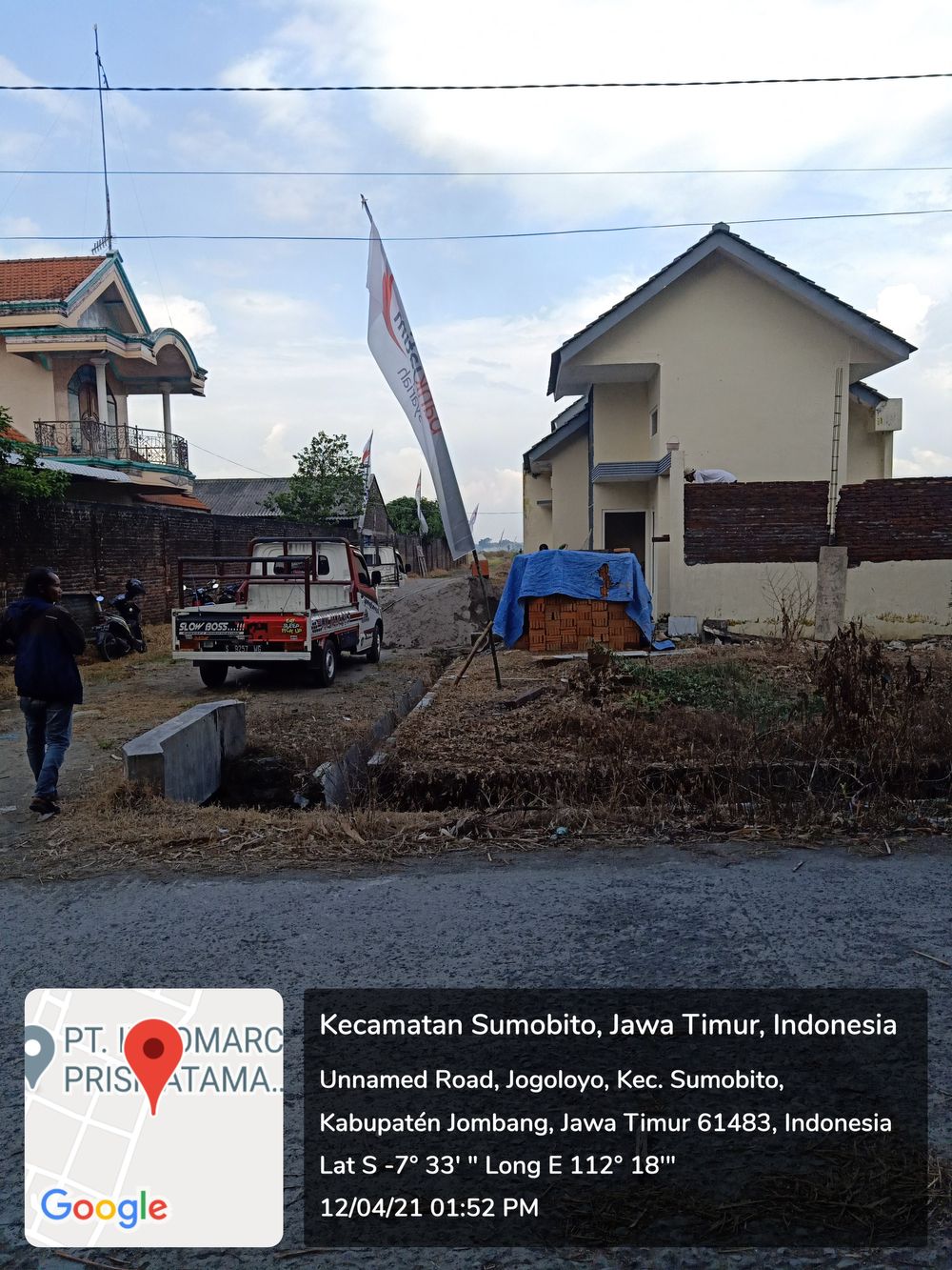 foto gerbang perumahan Jogoloyo Residence
