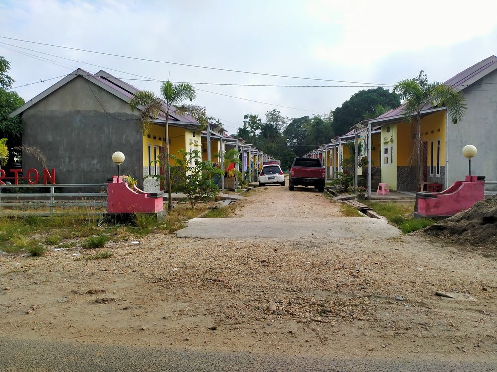 foto gerbang perumahan AMERTON RESIDENCE