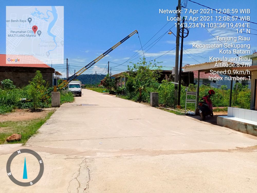 foto gerbang perumahan Benih Raya