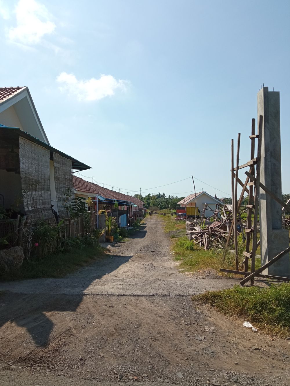foto gerbang perumahan PERDANA RESIDENCE