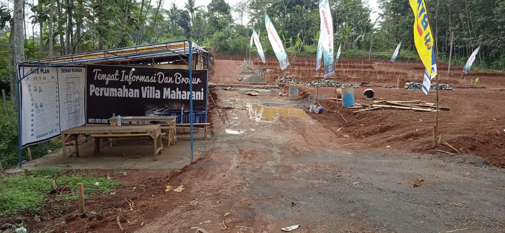 foto gerbang perumahan VILLA MAHARANI