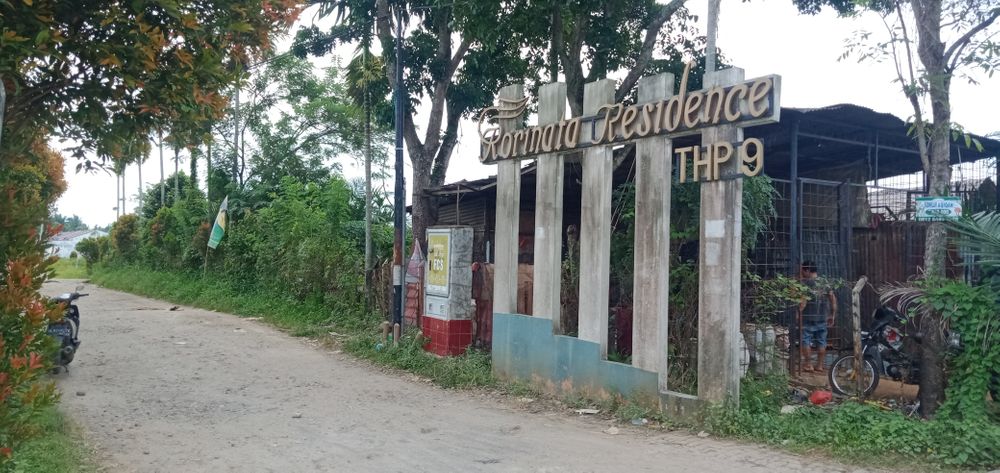 foto gerbang perumahan Rorinata Residence Sukamaju Tahap 9 Pengembangan 3