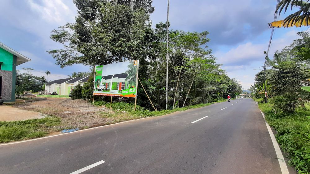 foto gerbang perumahan SUTERA SERAYU